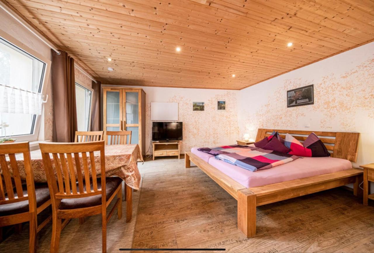 Toskanahaus, Njualms Tannheim Esterno foto