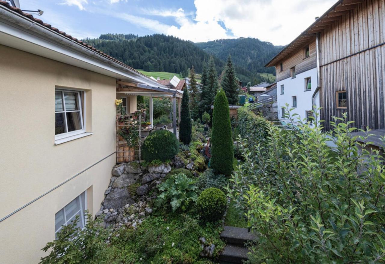 Toskanahaus, Njualms Tannheim Esterno foto