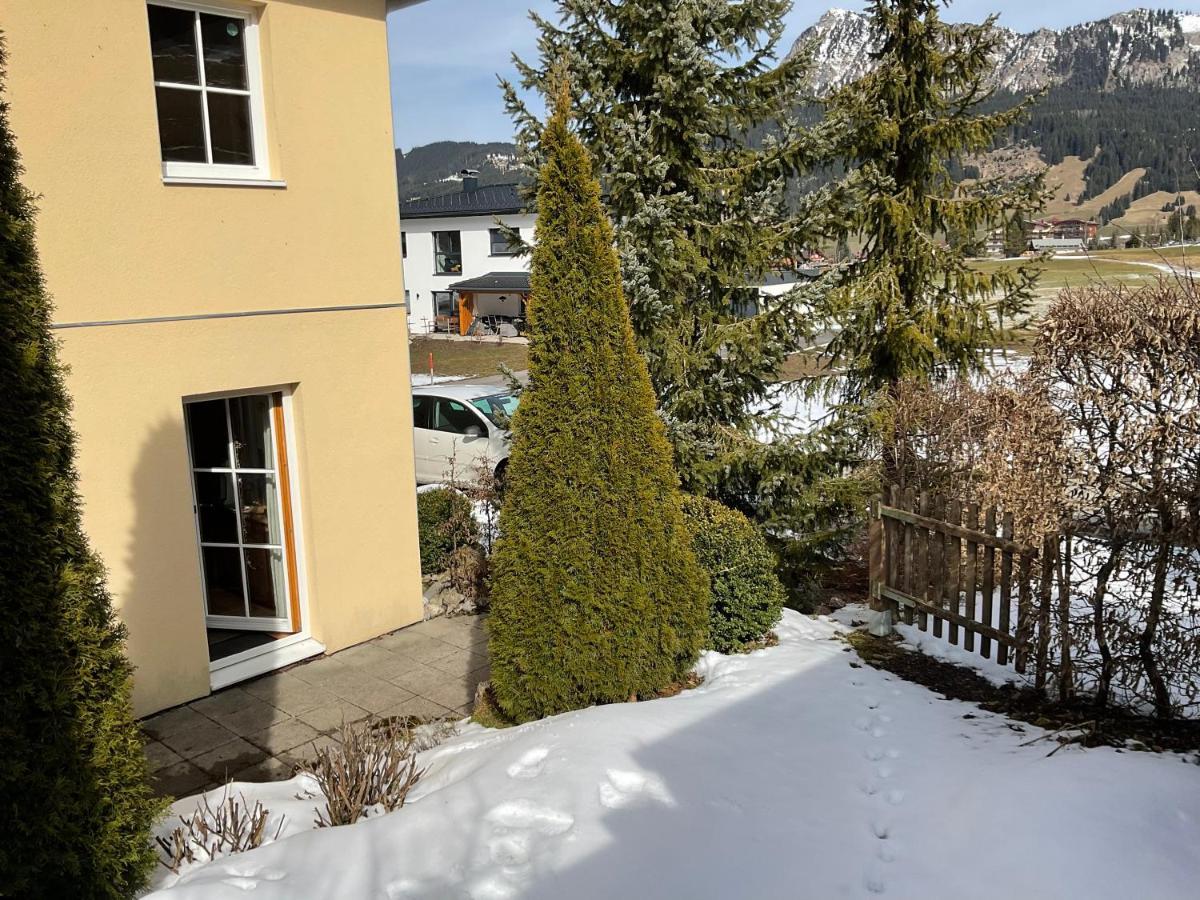 Toskanahaus, Njualms Tannheim Esterno foto