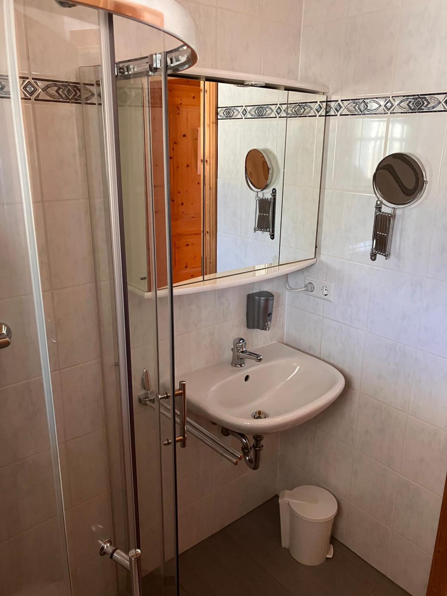 Toskanahaus, Njualms Tannheim Esterno foto